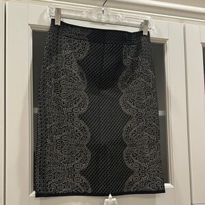 EUC BCBGMaxAzria Stretchy Pencil Skirt Large